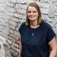 Nicole_bunt_Portrait_quer